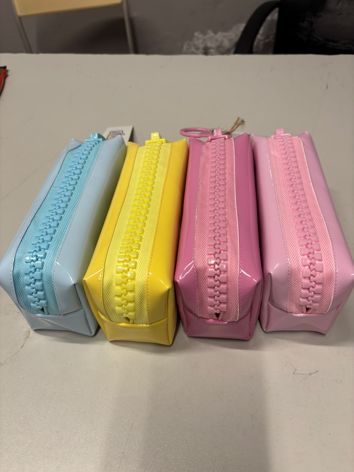 Unicus Pastel Rugan Kalemkutu