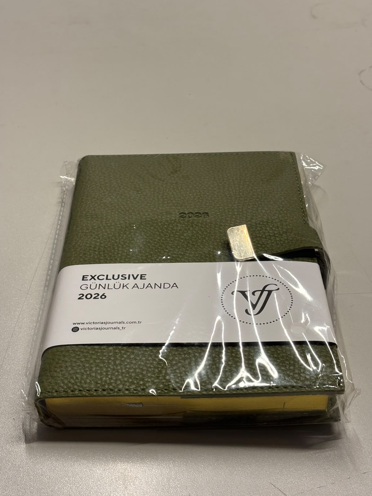 VİCTORİA'S JOURNALS EXCLUSİVE GÜNLÜK AJANDA A5 DEĞİŞEBİLEN İÇ YEŞİL