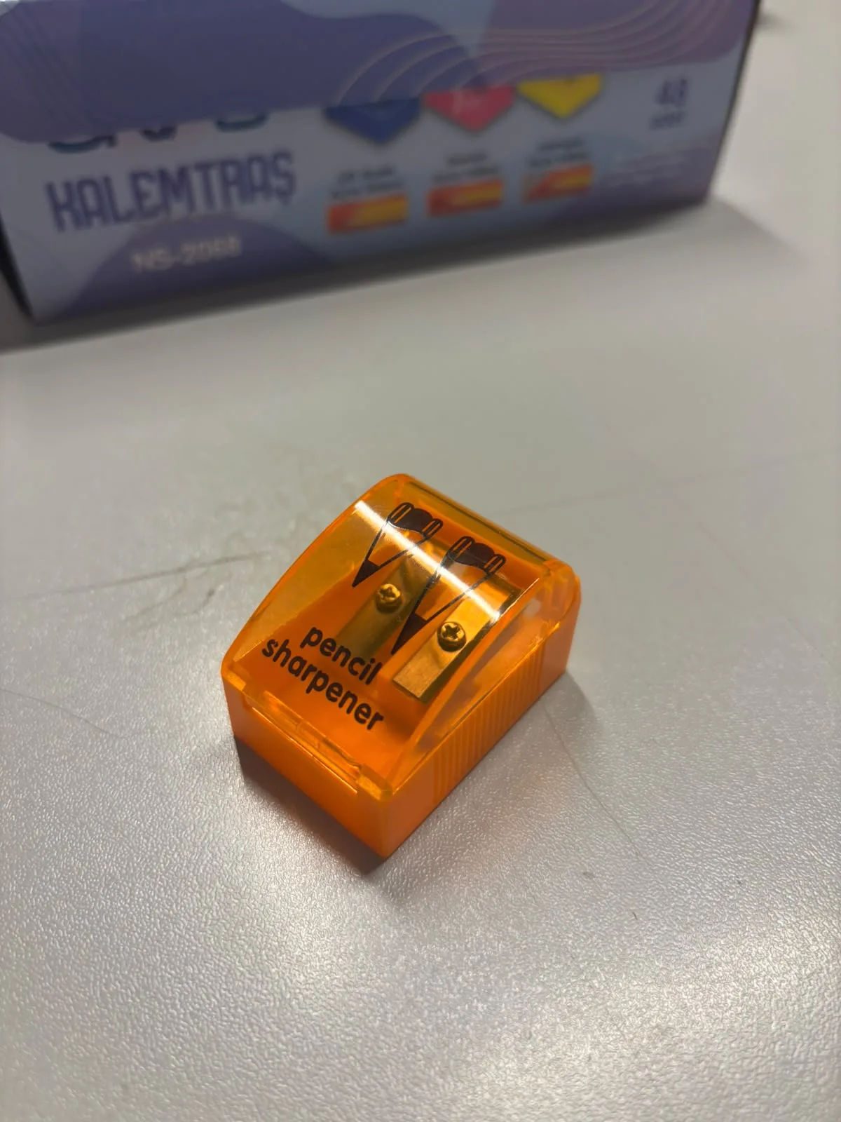 ONAX NS-2068 ÇİFT BIÇAKLI KAPAKLI KALEMTRAŞ
