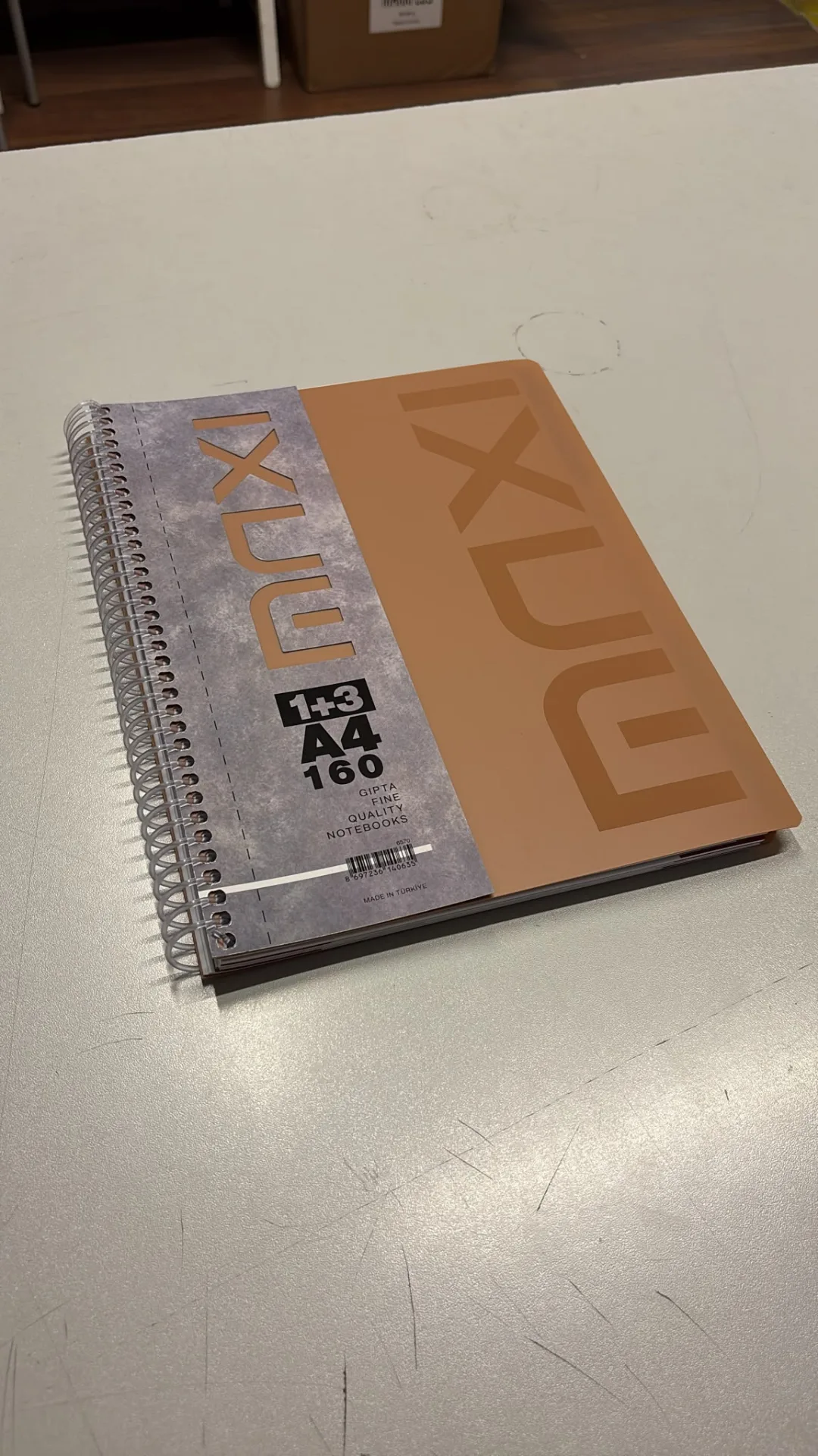 Gıpta MAXİ Spiralli Seperatörlü A4 160 Sayfa 3 Çizgili + 1 Kareli Defter