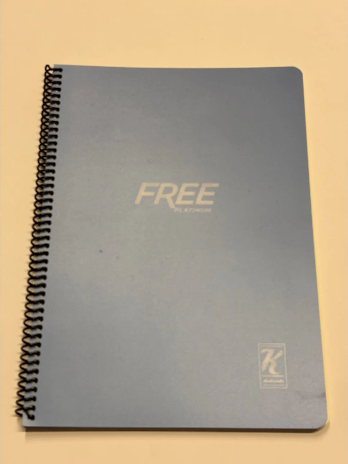 Free Platinum A4 100 Yaprak Çizgili PP Kapak Defter Keskin Color
