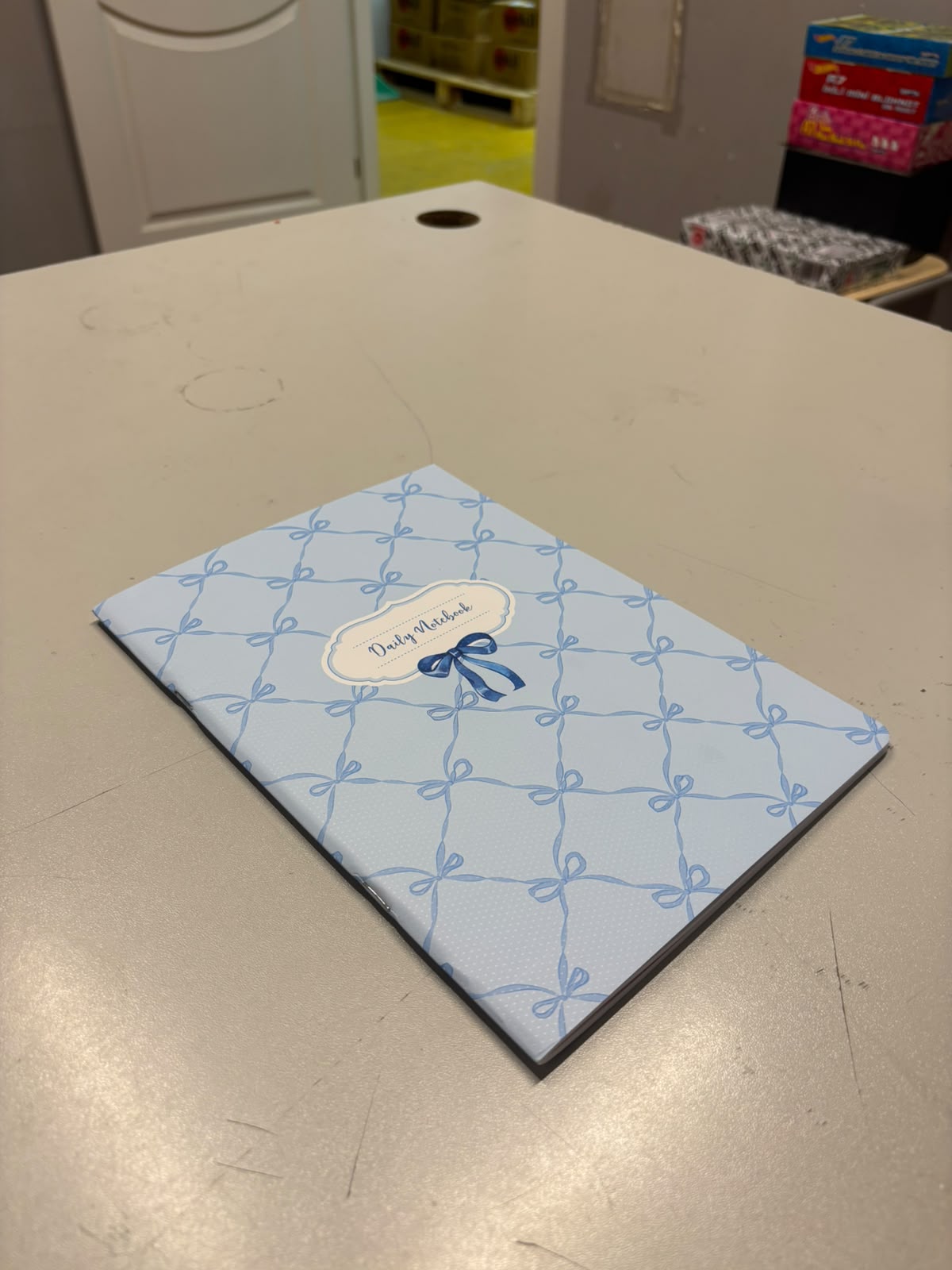 Mavi Renkli Kurdele Desenli