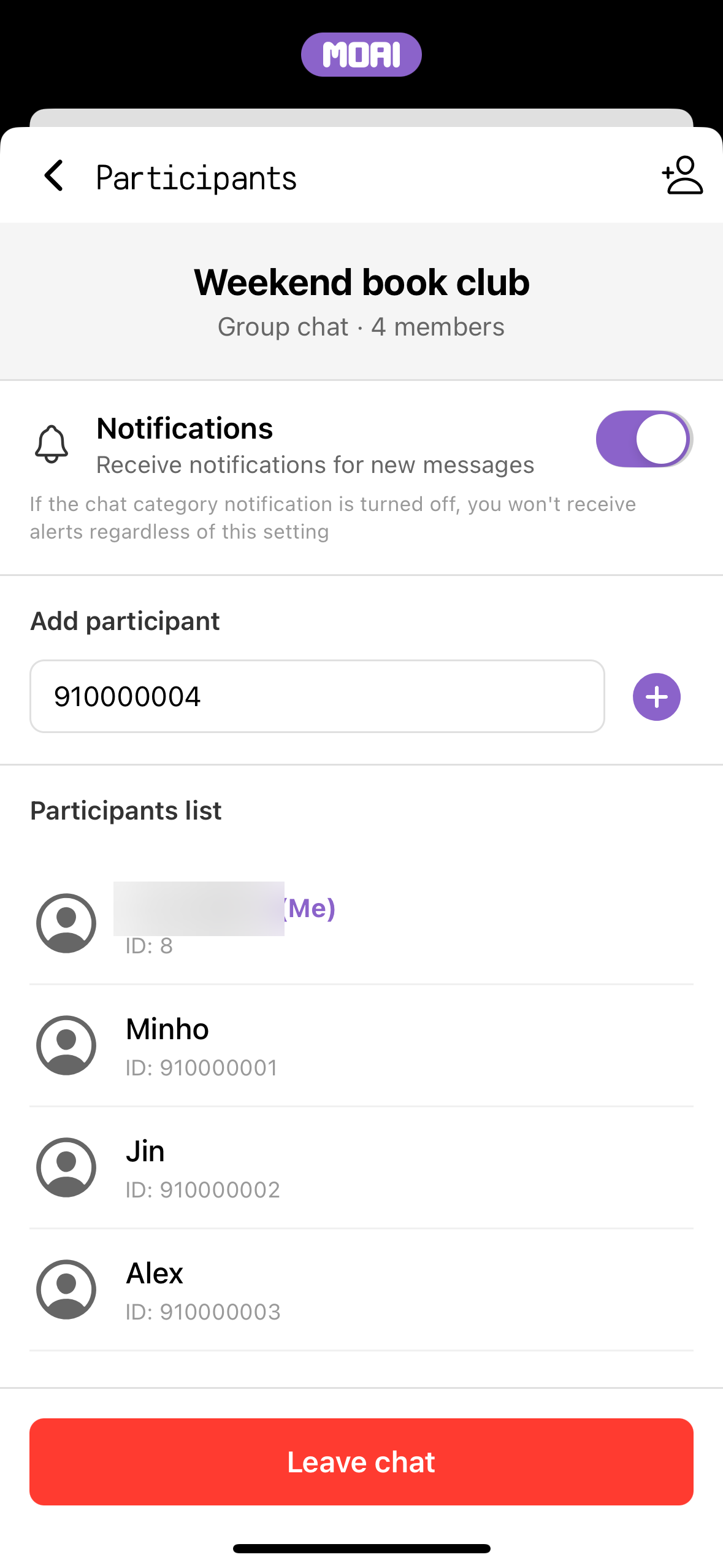 사용자 ID를 입력하고 더하기 버튼으로 초대하는 그룹 채팅의 Add participant 입력란. 샘플 콘텐츠입니다.