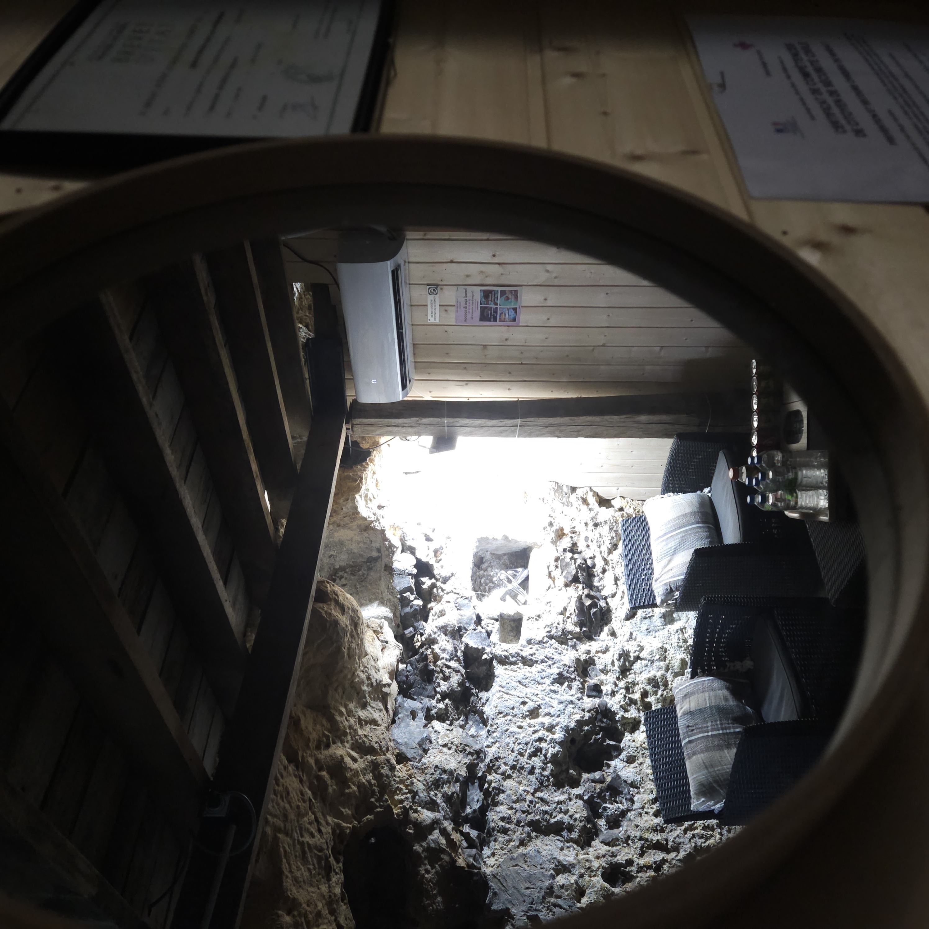 L’Atypique des Fouleries à Châteaudun — gîte et spa troglodyte privatif pour 5 à Châteaudun