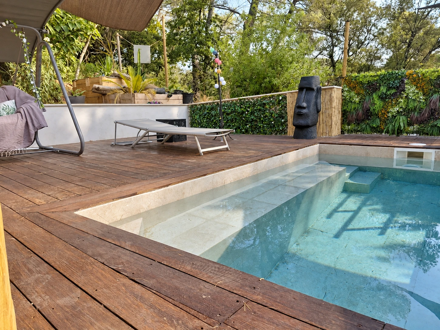 KAZAMIA Cocon d'amour piscine et jacuzzi à La Motte