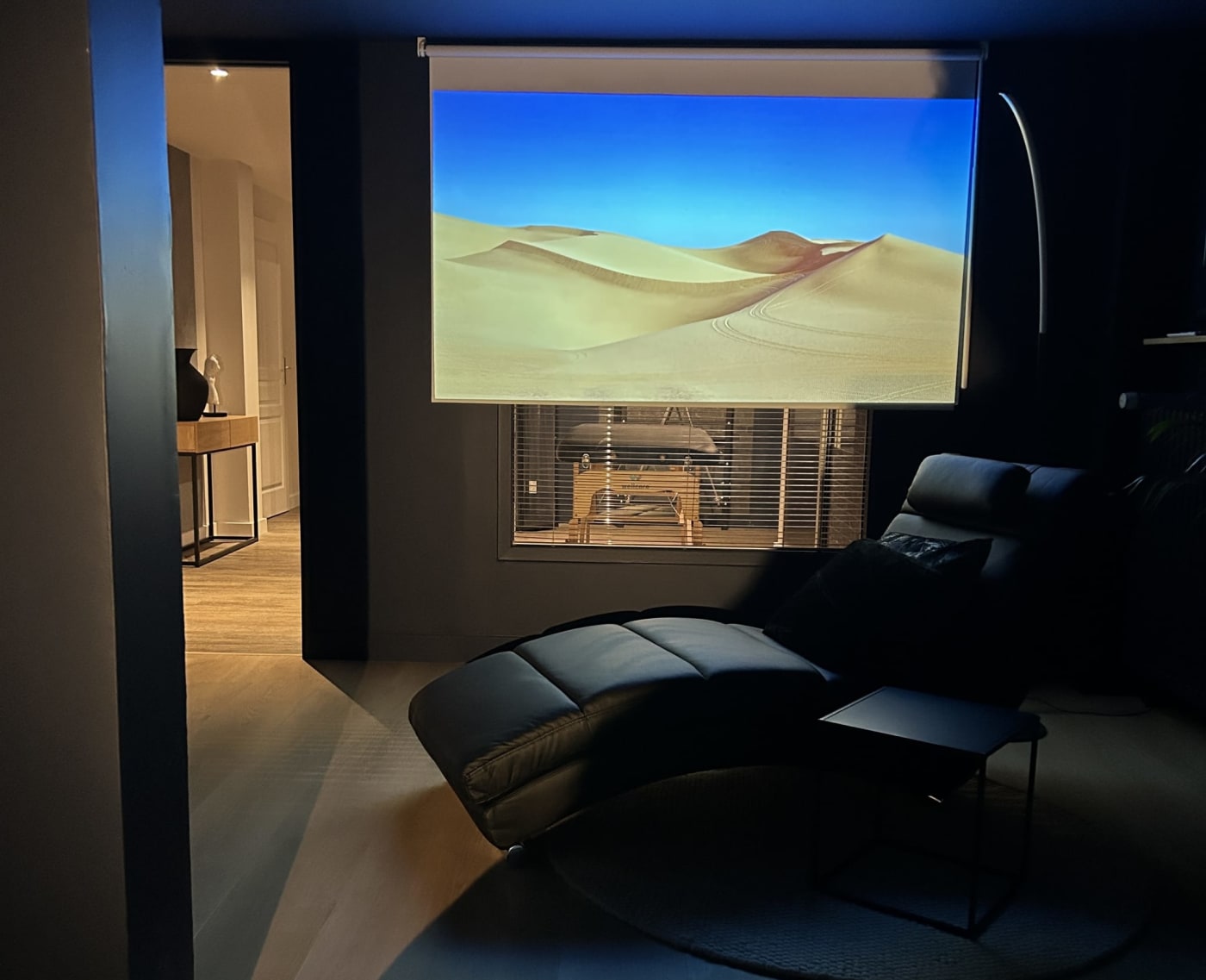 L’Alcôve Clisson — love room de 85 m² avec balnéo double et cinéma à Clisson