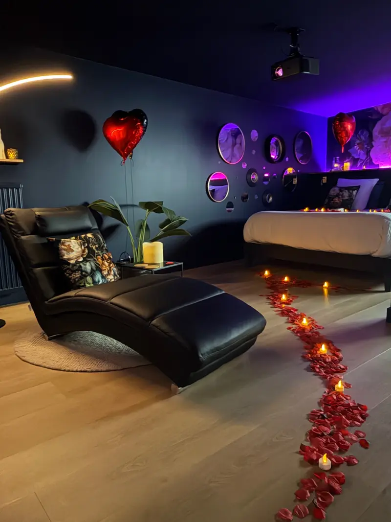 L’Alcôve Clisson — love room de 85 m² avec balnéo double et cinéma à Clisson