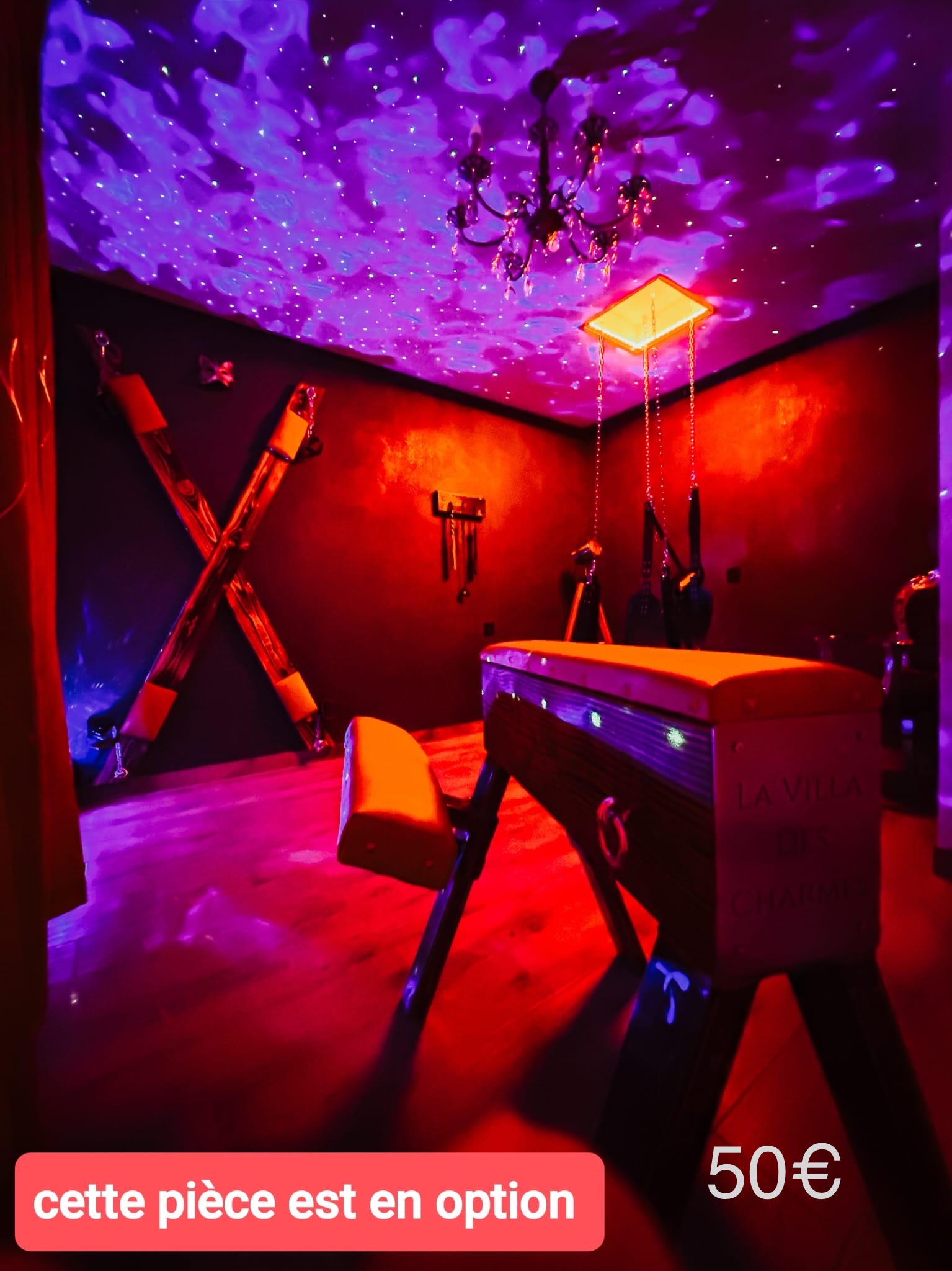 Love room "La Villa Des Charmes" bain à remous,sauna,secret room à Vias