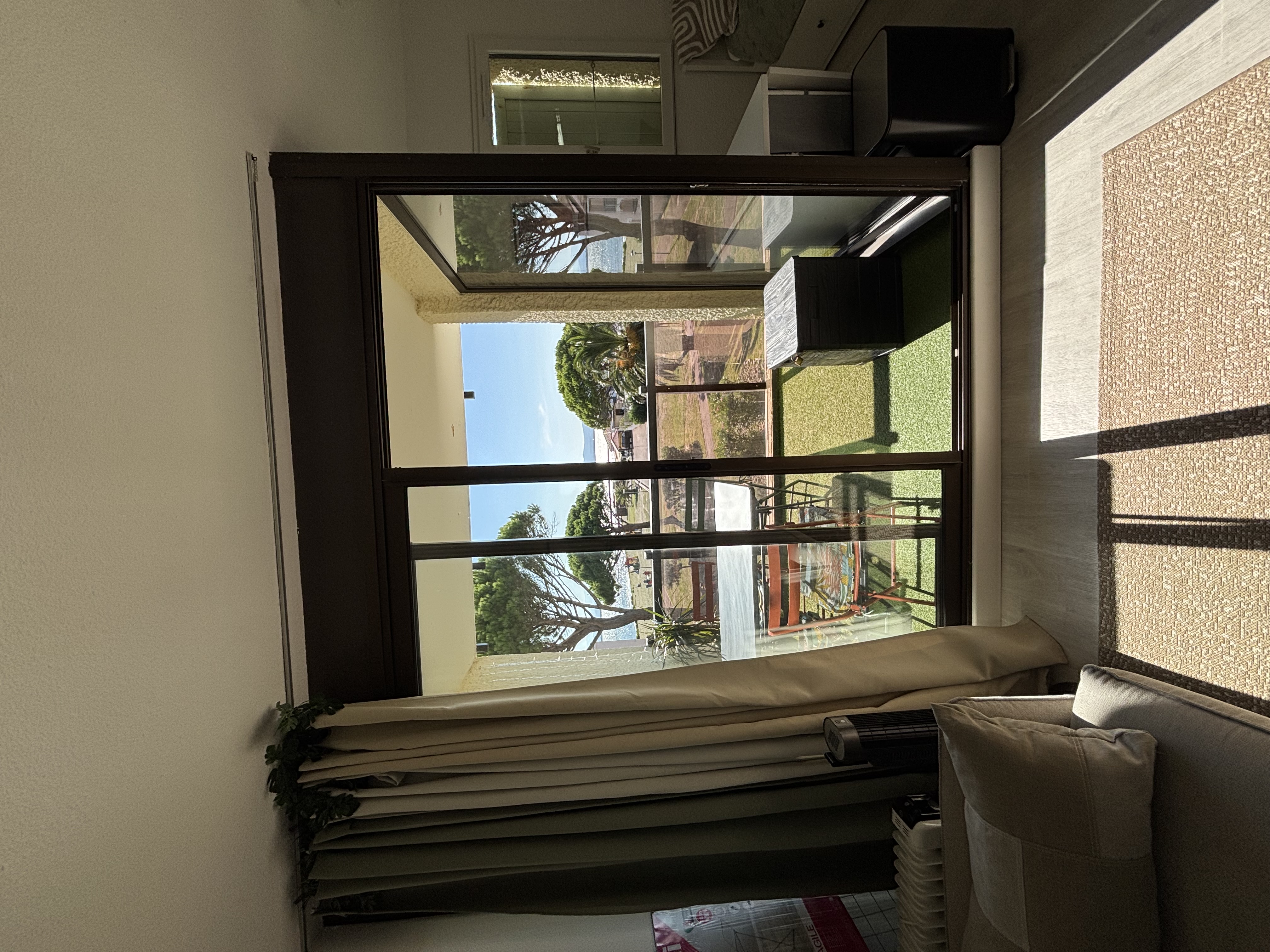 Studio vue sur les étangs au Barcarès — 25 m², terrasse et piscine saisonnière à Le Barcarès