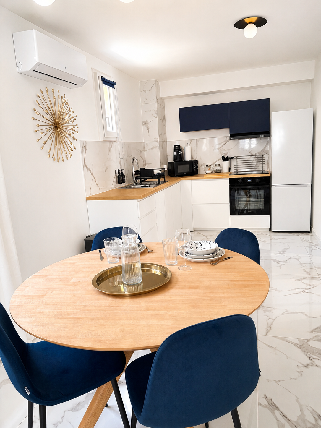 Sous les ciels de jeanne suite premium bain à remous à Aix-en-Provence