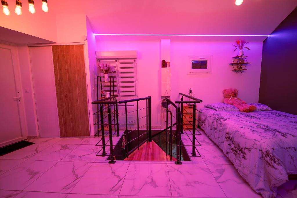 Suite L'Elixir d'Amour • Bain à remous & Sauna à Étampes-sur-Marne
