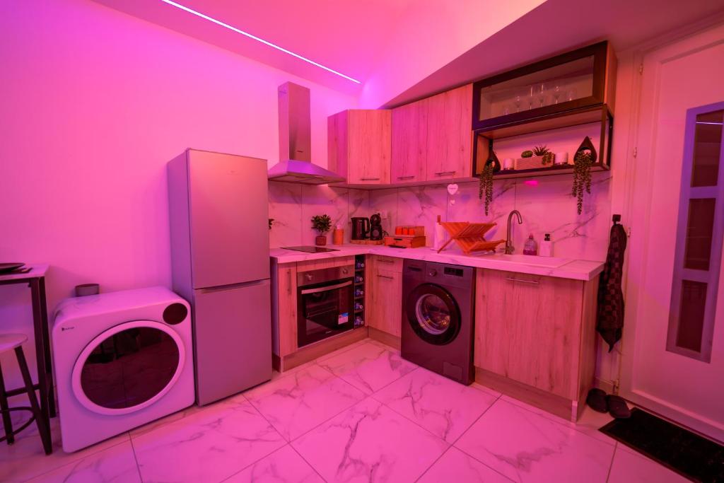 Suite L'Elixir d'Amour • Bain à remous & Sauna à Étampes-sur-Marne