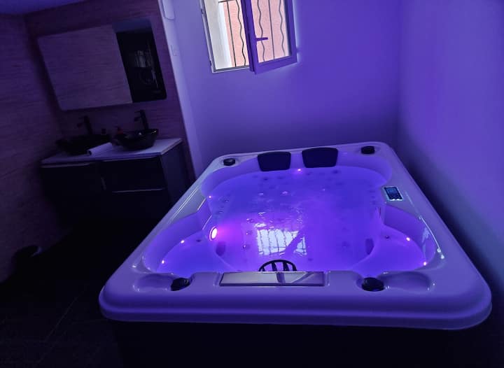 Love room Les Pennes-Mirabeau - Villa jacuzzi 