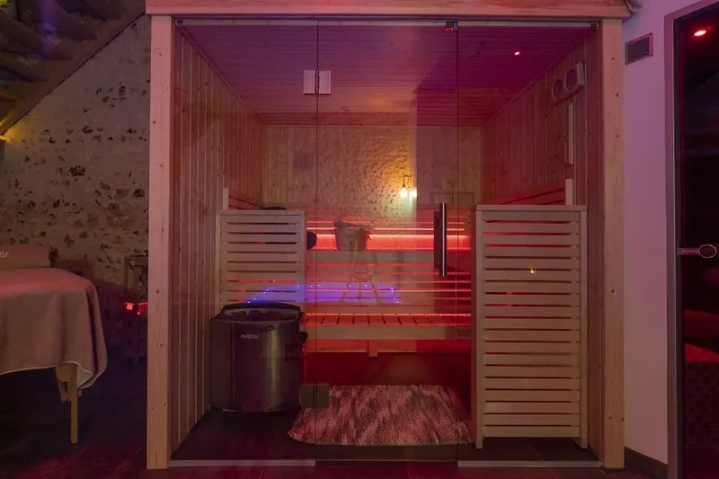 BA'CAM SPA à Étigny