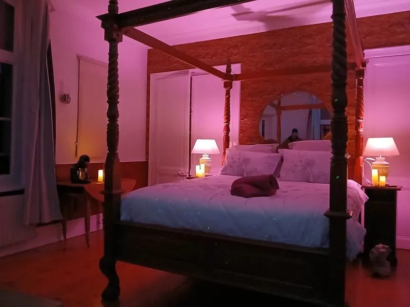 Château de Mons-Boubert — chambre Calèche avec balnéo duo près de la Baie de Somme à Mons-Boubert
