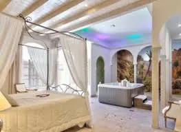 Suite Riad de La Ferme Briarde à Augers-en-Brie — Jacuzzi et terrasse privée à Augers-en-Brie