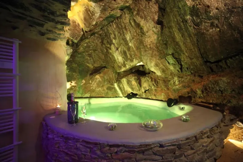 Le Ginkgo à Collioure — Appartement de 90 m² avec spa troglodyte près de la plage à Collioure