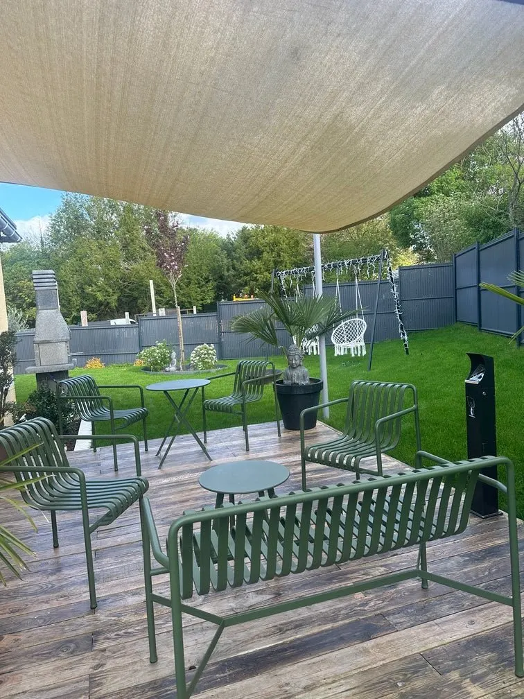 LA MAISON DES PLAISIRS à Champigny-sur-Yonne