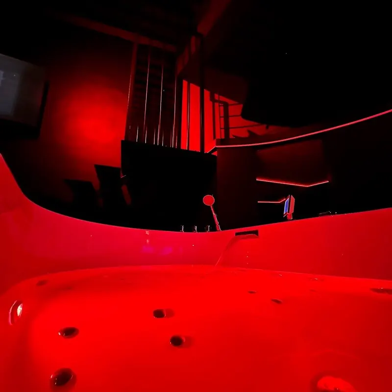 Secret Room des Traboules — Balnéo et univers audacieux à Lyon à Lyon