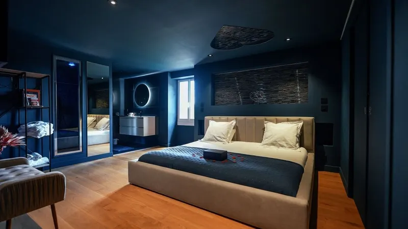 L’Étincelle Secrète au Ségur — maison de 80 m² avec jacuzzi, hammam et pièce secrète à Le Ségur