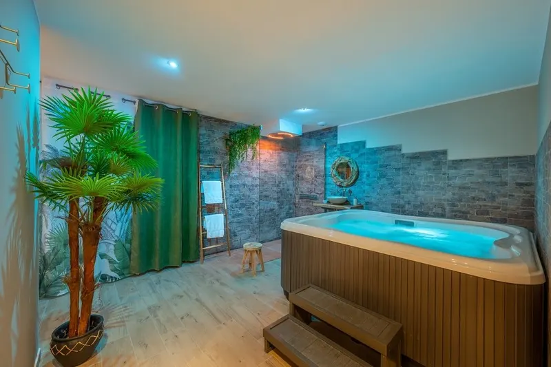 Lost Paradise NÜ-DE à Zuydcoote — 60 m² avec jacuzzi, sauna finlandais et billard à Zuydcoote