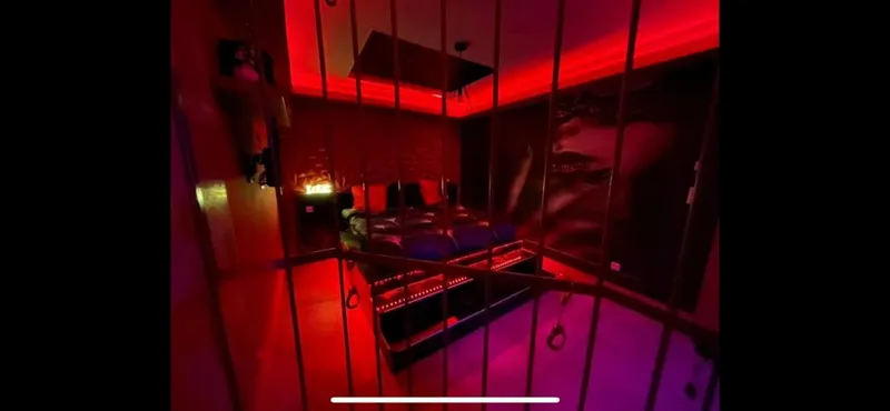 La Tour à Montmeyan — Love room de 55 m² avec balnéo double à Montmeyan