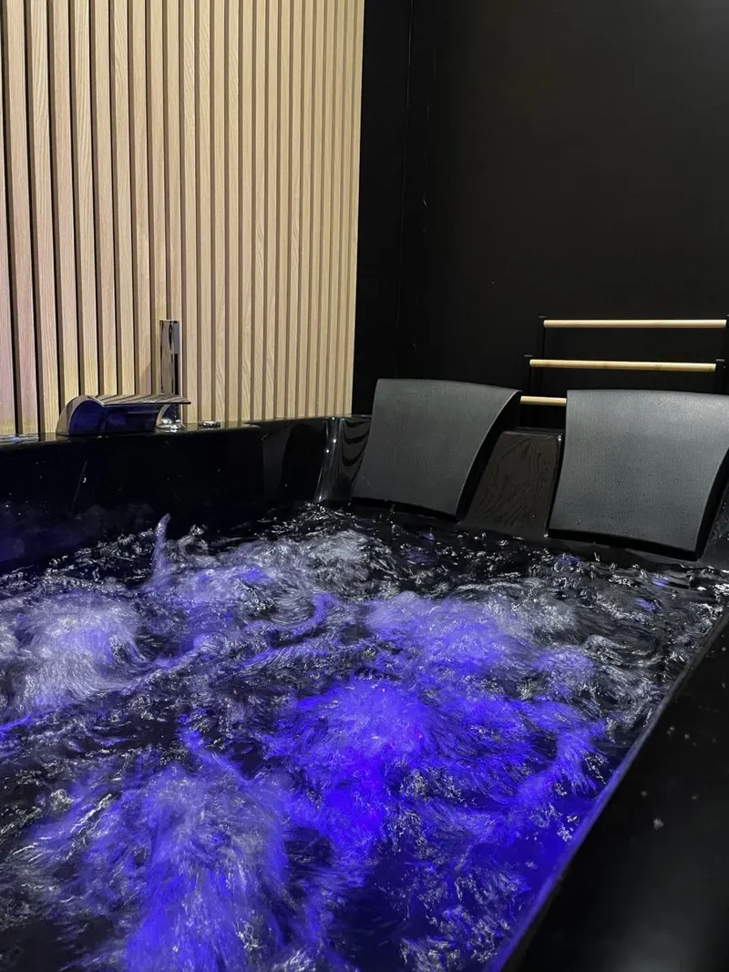 BlackSuite à Saint-Quentin