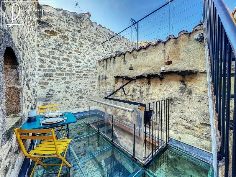 L’Échappée Cachée à Saint-Étienne-de-Fontbellon — spa, sauna et maison de 110 m² à Saint-Étienne-de-Fontbellon