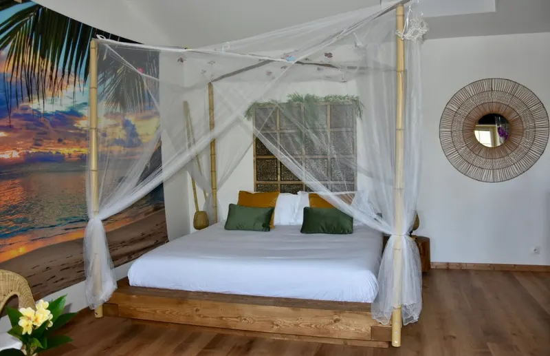 Escale à Bali Loveroom à Saint-Vincent-sur-Graon