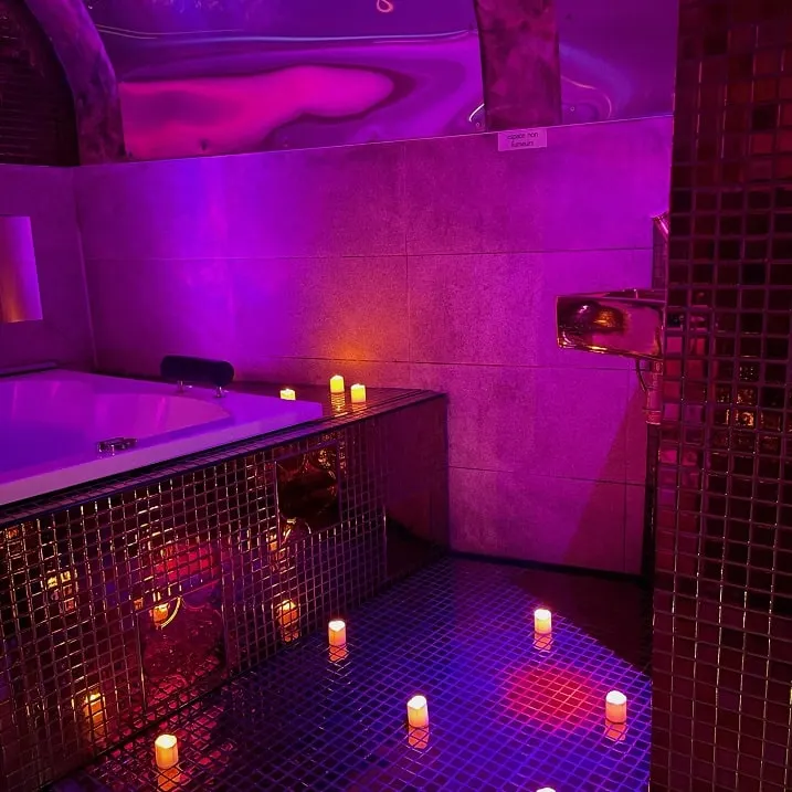 Private Room 28 à Lille