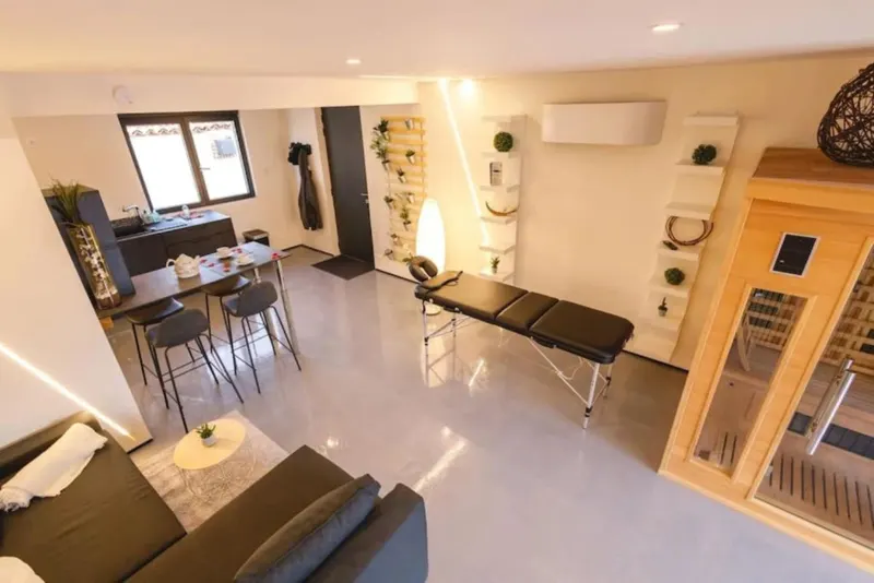 My Love Nest à Châtillon-sur-Chalaronne — Maison de 60 m² avec jacuzzi et sauna à Châtillon-sur-Chalaronne