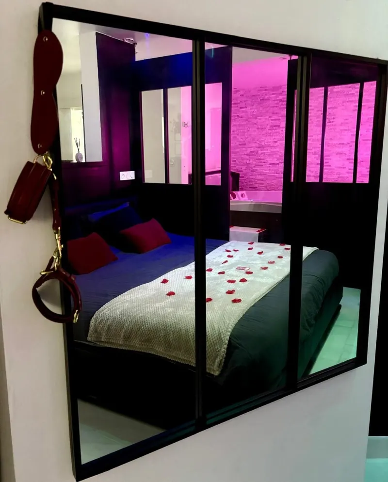 Dalikyda - La Tentation - Bain à remous & Cinéma Privée à Le Havre