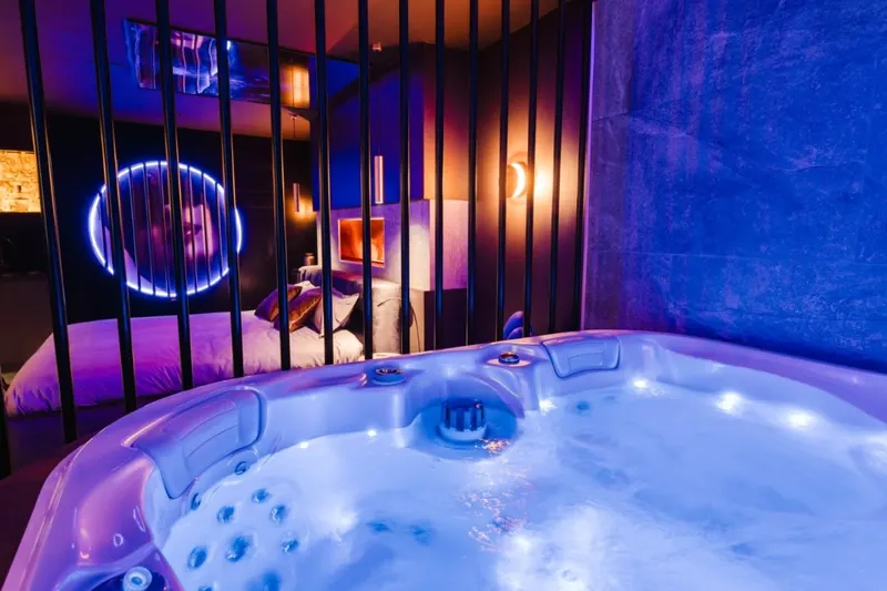 Les Private Places à Orléans — Jacuzzi privatif et appartement de 50 m² à Orléans