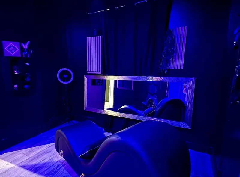 Dalikyda - La Tentation - Bain à remous & Cinéma Privée à Le Havre