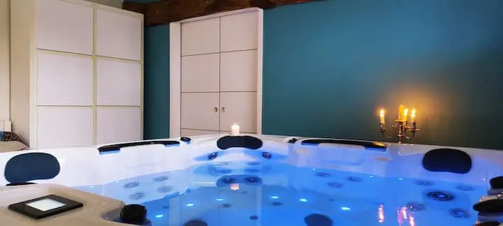 Le Presbytère — Détente, spa et piscine à Saint-Julien-lès-Montbéliard