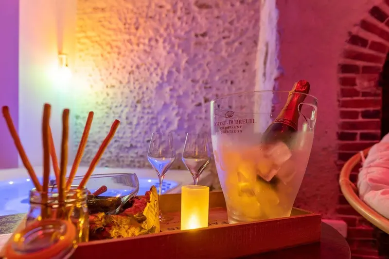 BA'CAM SPA à Étigny