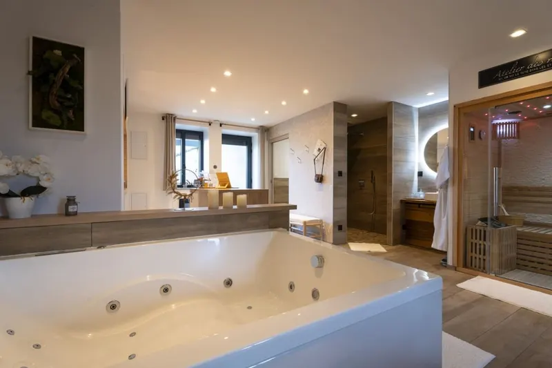 La Suite Spa du Domaine du Moulin 71 — Balnéo, sauna et piscine privée à Saint-Laurent-d’Andenay