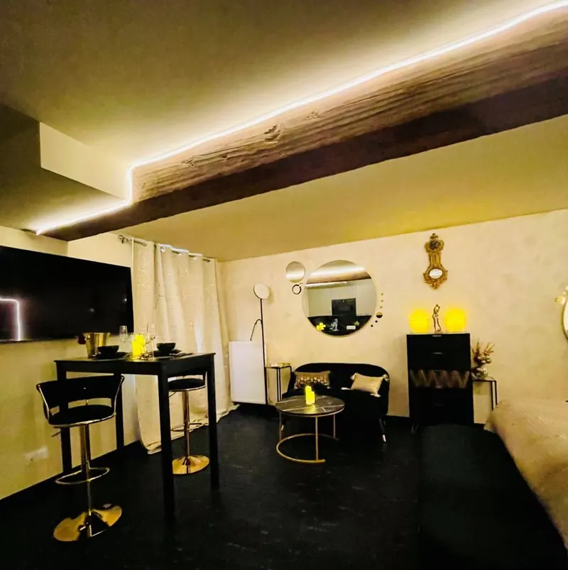 Love Room & SPA- Bulle d'Or à Couzon-au-Mont-d’Or