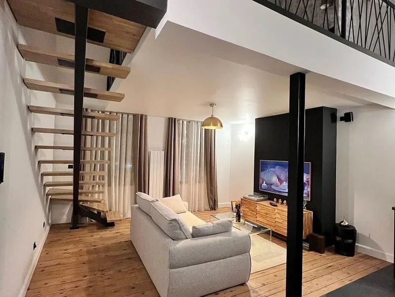 La Douce à Pont-de-l’Arche — suite de 75 m² avec spa et sauna privatifs à Pont-de-l’Arche