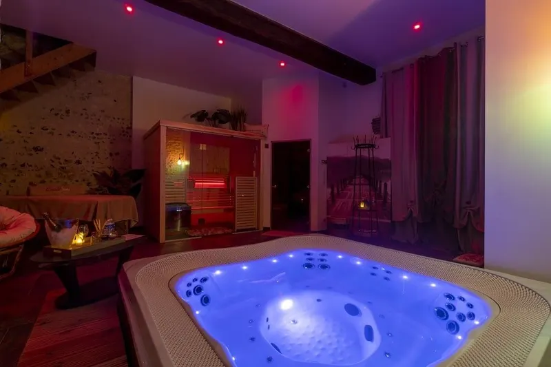BA'CAM SPA à Étigny