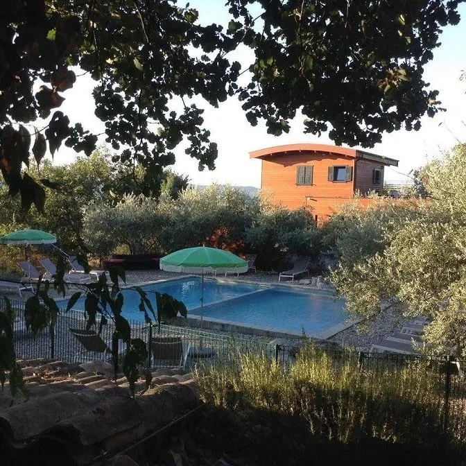 Nid d’Amour à Vogüé — Suite pour deux avec spa sur terrasse panoramique à Vogüé