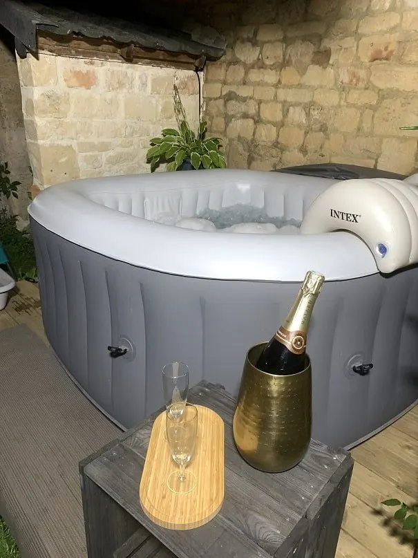 Bulles et belle étoile — Balnéo et spa en Normandie à Sainte-Croix-Grand-Tonne