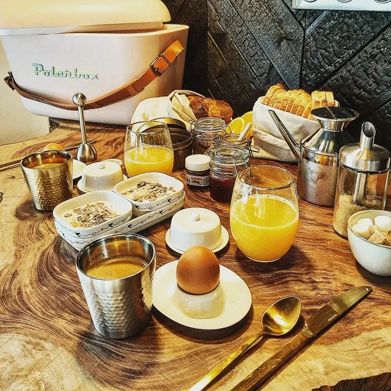 118Clos à Dreuil-lès-Amiens — suite sensorielle, lit XXL et double douche aromatique à Dreuil-lès-Amiens