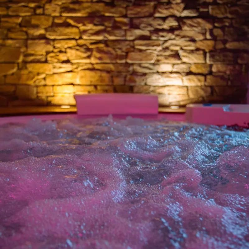Ô Plaisir des Sens à Ceyras — spa privatif, lit suspendu et petit-déjeuner à Ceyras