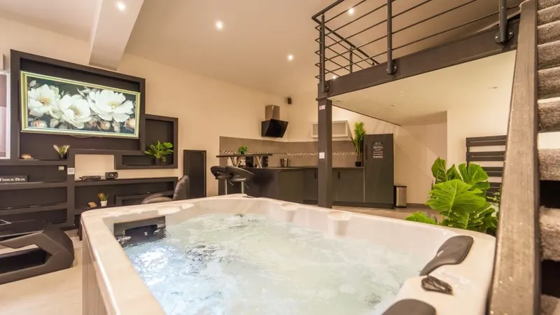 Suite 47 SPA - Mezza à Précy-sur-Oise