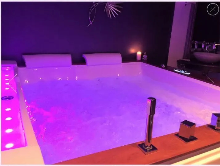 L’Entre Parenthèse à Saint-Drézéry — balnéo, sauna et home cinéma dans 80 m² à Saint-Drézéry