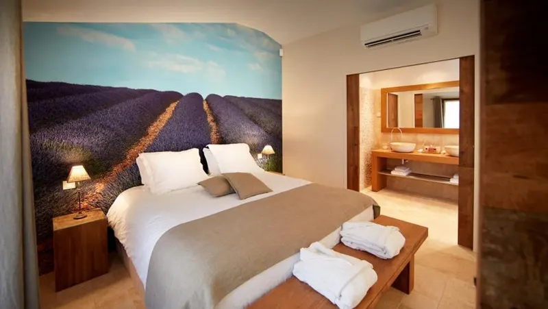 Suites & Spa du Luberon – Suite L’Amoureuse à Puget