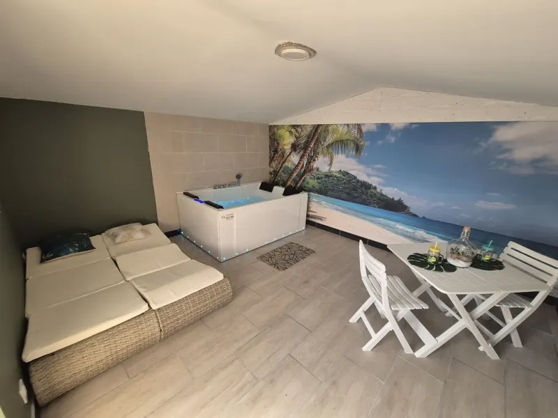 L’Échappée Sensuelle à Thiviers — maison de 70 m² avec balnéo et espace massage à Thiviers