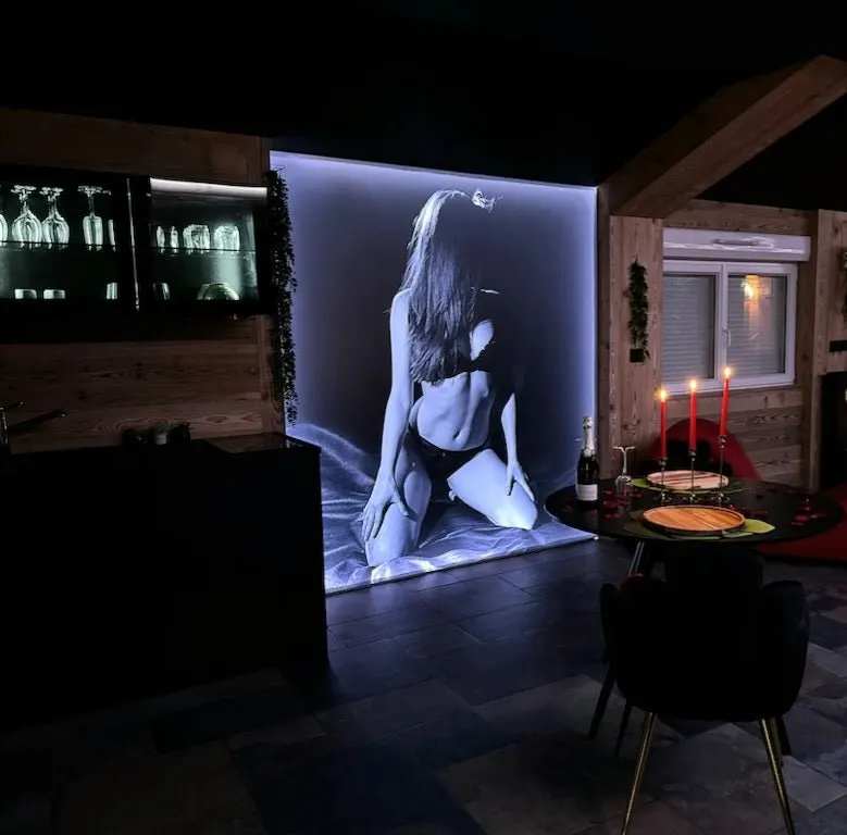 Love Room Tentation à Ornans