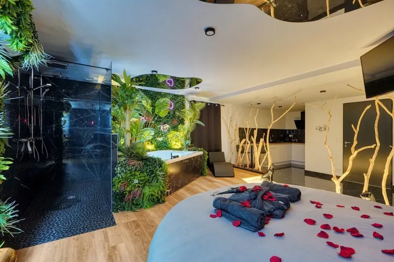 JUNGLE ROOM à Toulouse